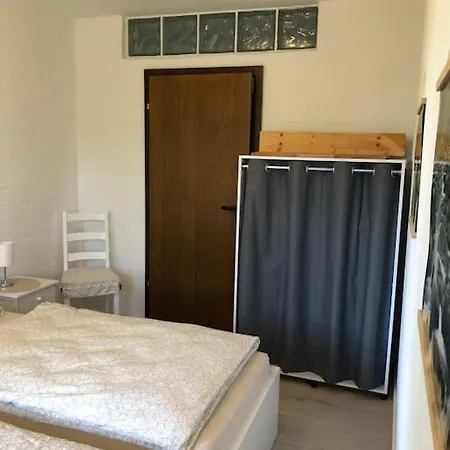 Kiefer - Ruheoase Mitten Im Gruenen Apartamento *